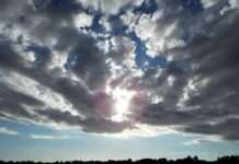 Augusta izskaņā saglabāsies silts un lietains laiks