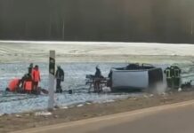 Autokatastrofā netālu no Saldus bojā gājuši trīs cilvēki – VIDEO