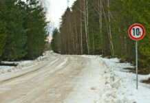 Pavisam dīvaina zādzība notikusi uz ceļiem Cēsu pusē