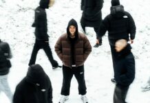 “Lestenes puika”: Deniss parāda saknes, kas padarīja viņu par to, kas viņš ir