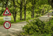 Ceļu uzturētāji pēc vētras nodod būtisku vēsti autovadītājiem!