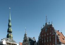 Unikāls atklājums maina priekšstatus par Rīgas Svētā Pētera baznīcas pirmsākumiem Photo by Martin Kleppe on Unsplash